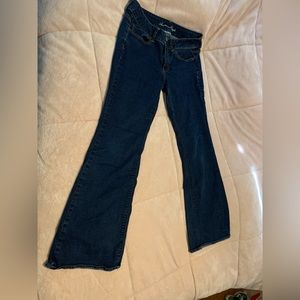 Dark blue wash, artist cut